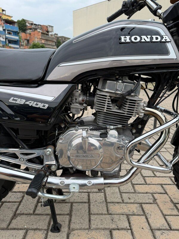 MOTO HONDA CB 400 1984