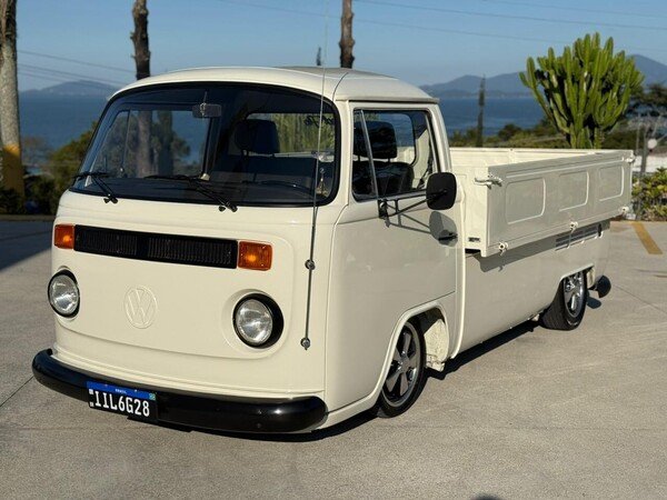 T2 KOMBI PICKUP 